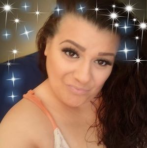 Meet your Posher, Eriela